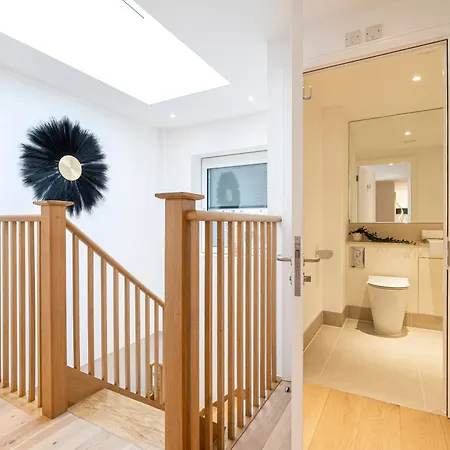 Stay At Victoria London Exterior photo